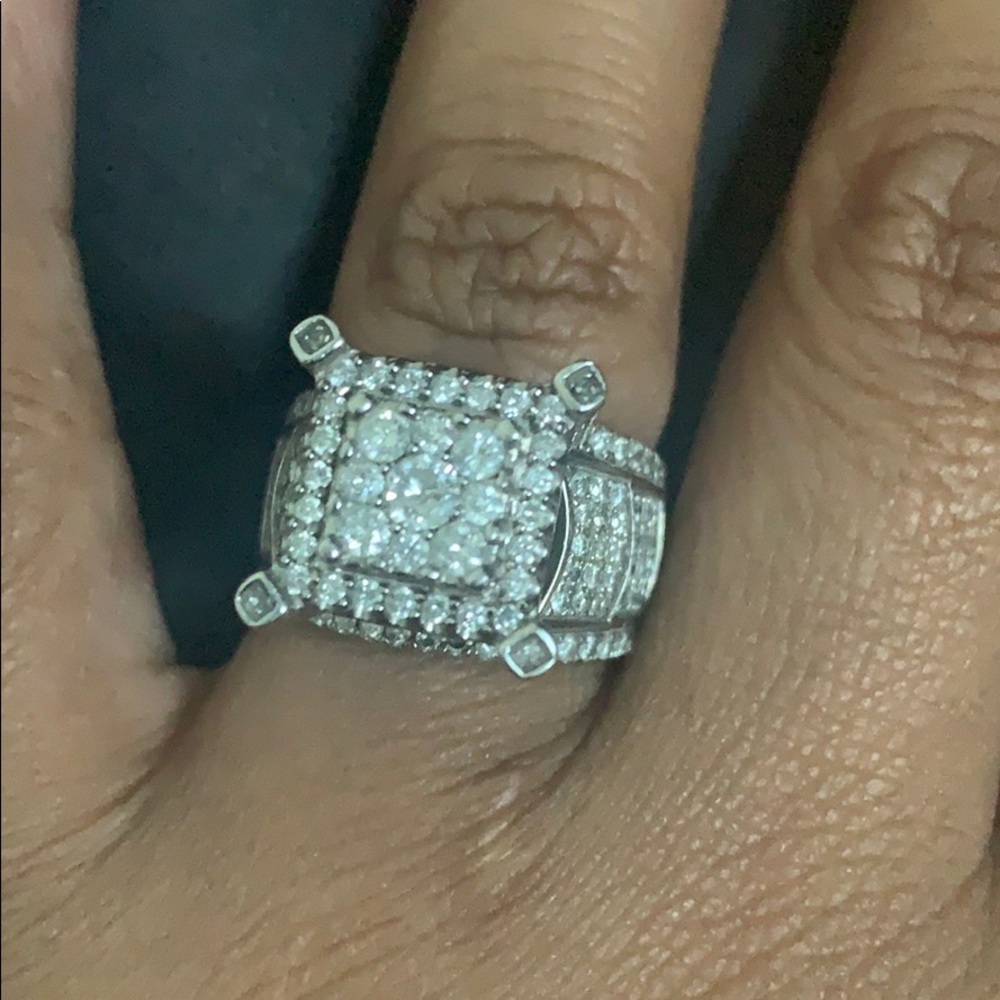 Diamons ring
